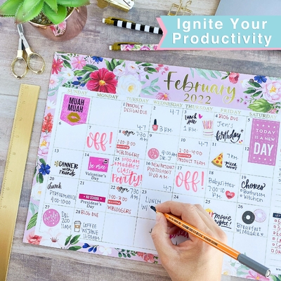 Mencetak Kalender Advent Meja Bulanan