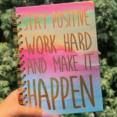 300 Halaman Spiral Notebook Printing Private Label A5 A4 Holographic Notebook